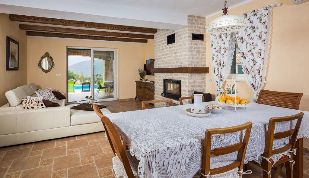 Villa Stonegate Estate - Bonus, Dvije Vile Jedna Cijena! Opatija Bagian luar foto