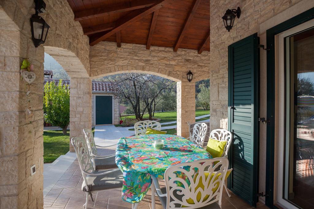 Villa Stonegate Estate - Bonus, Dvije Vile Jedna Cijena! Opatija Bagian luar foto